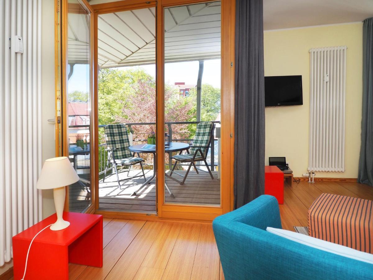 Apartment Kaiservillen - Mit 1 Schlafzimmer Und Balkon D134 *