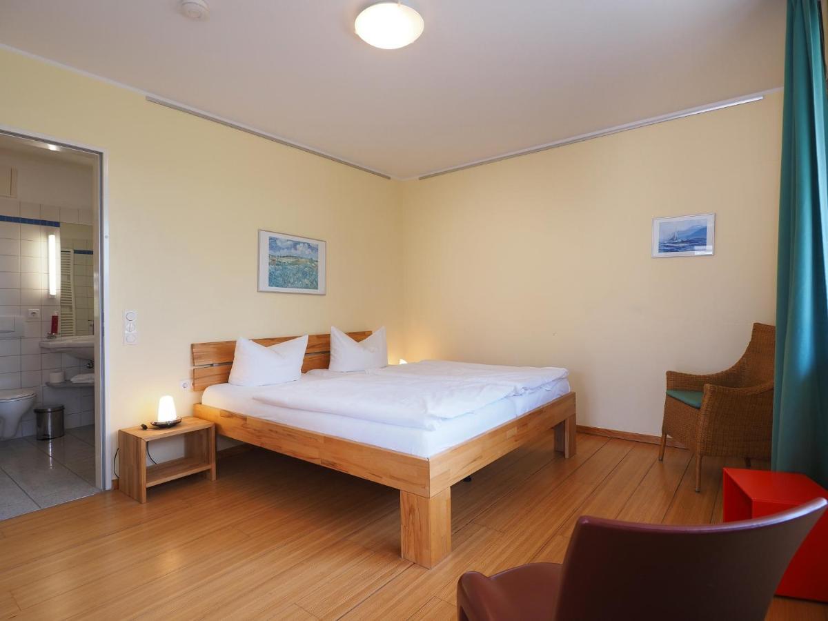 Apartment Kaiservillen - Mit 1 Schlafzimmer Und Balkon D134